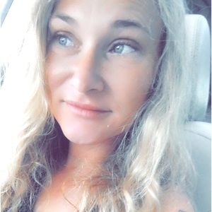 Meet your Posher, Ellen